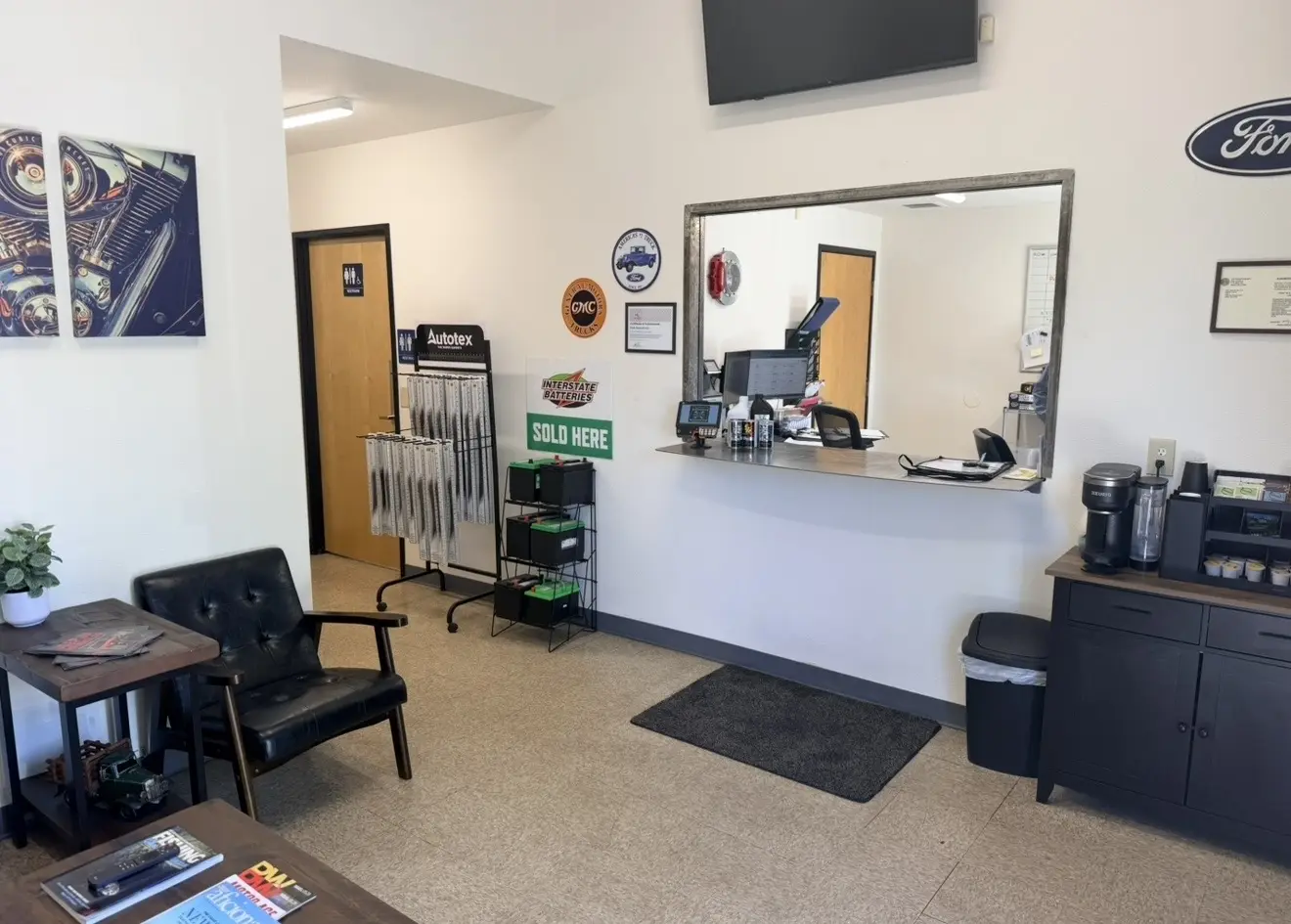 Pure Auto Works customer reception in Bend Oregon